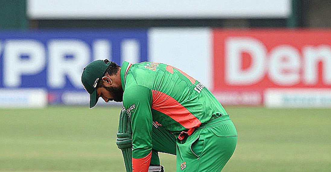 যে ড্র একটি রেকর্ড লুকিয়ে রেখেছিল: ডেভিসের ২৫৩, ট্যাসমেনিয়ার দেয়াল আর ক্রিকেট সেন্ট্রালের অলিখিত প্রথম জয় যে ড্র একটি রেকর্ড লুকিয়ে রেখেছিল: ডেভিসের ২৫৩, ট্যাসমেনিয়ার দেয়াল আর ক্রিকেট সেন্ট্রালের অলিখিত প্রথম জয়