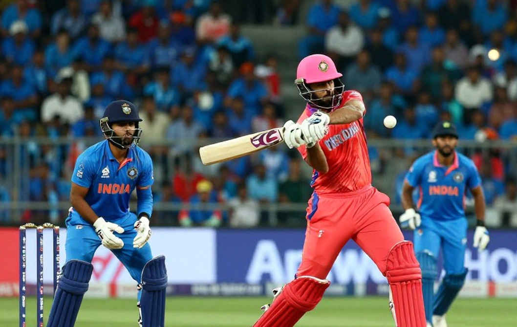নিলামের হাতুড়ি থেকে ব্লকচেইনের খাতা: ক্রিকেটের ট্রান্সফার হিসাব কে যাচাই করবে
