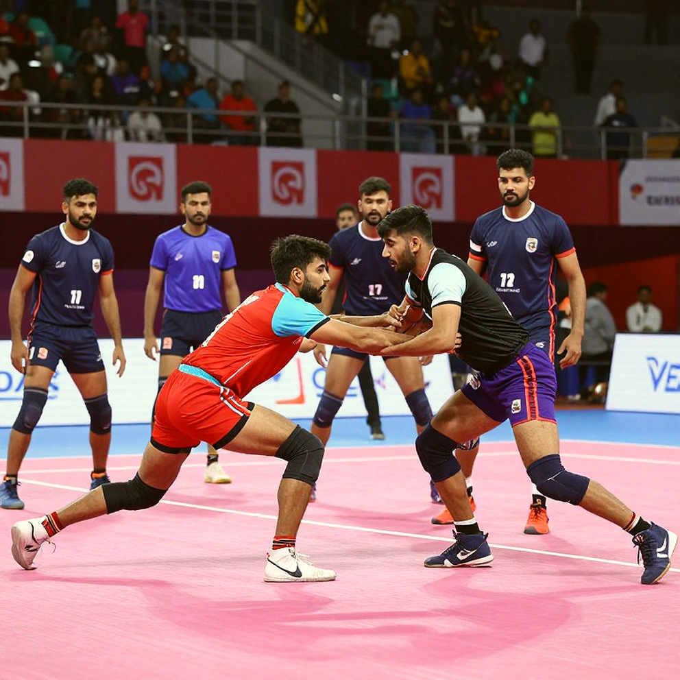 স্বর্ণ-দ্বিগুণের আড়ালে: যে ফাইনাল গ্যালারি দেখল, কিন্তু নোটবুক অন্য কথা লিখল